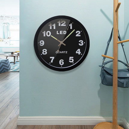 Palu Home and Kitchen Brand Luminous wall clock living room